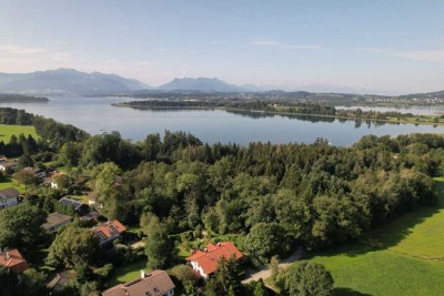 Traumhaftes Doppelhaus in Breitbrunn am Chiemsee – Nur 2 Min. zum See und direkt an der Natur