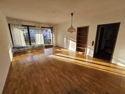 Helle 4-Zimmer-Wohnung 96m² mit Balkon und eigenem Garten im Herzen Arnsbergs