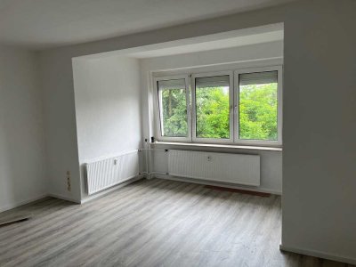 Attraktive und sanierte 3-Zimmer-Wohnung mit gehobener Innenausstattung in Wolfen