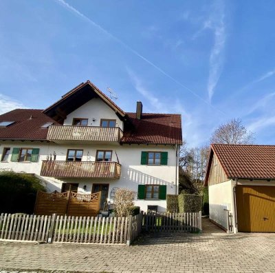 gepflegte 3 Zimmer Wohnung, mit Balkon und Garten