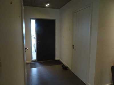Modern geschnittenes Einfamilienhaus (maximal für ein Paar)