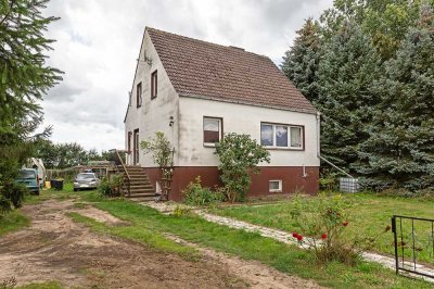 Einfamilienhaus auf großem Grundstück nahe der Elbe im ländlichen Mecklenburg-Vorpommern