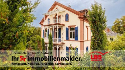 Villa als Mehrfamilienhaus am Kurpark in Badenweiler!