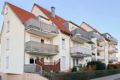 Gepflegte 3-Zi.-ETW mit Balkon und TG-Stellplatz in naturnaher Lage von Zwintschöna