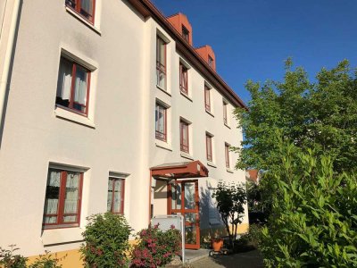 Idyllische 2-Zimmer Wohnung mit Balkon, gepflegte Anlage, Urlaubsgefühl