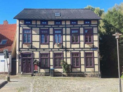 Mehrfamilienhaus mit möglicher WEG Teilung in Lübz