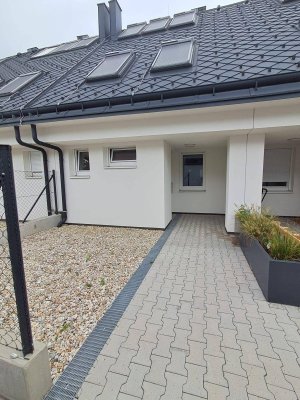 Neues Reihenhaus direkt Aspern zu mieten