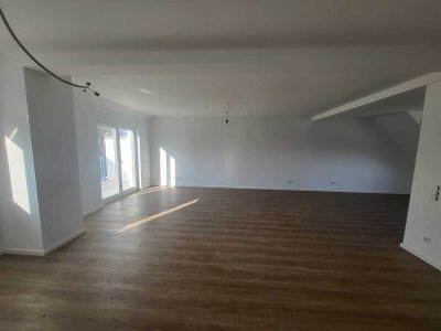 3,5-Zimmer Neubau-Wohnung mit Balkon in ruhiger Lage von  Neulußheim