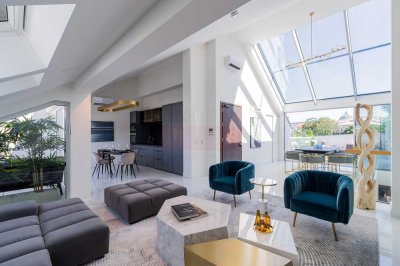 250SQM 3 BEDROOM LUXURY PENTHOUSE WITH A SECRET PARK IN MITTE