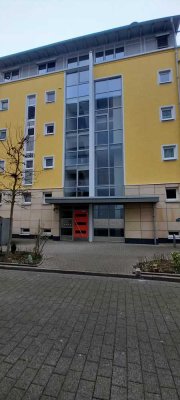 Schöne Wohnung in zentraler Lage mit Balkon