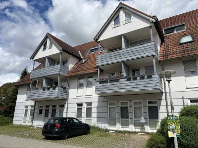 Geräumige 2-Zimmer Wohnung mit moderner Einbauküche in Herrenberg-Oberjesingen