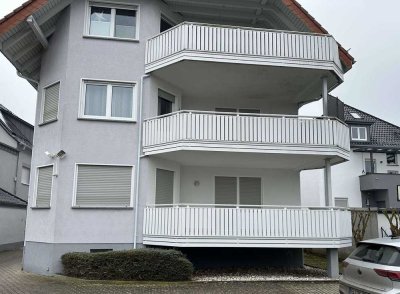 Gepflegte 3-Zi-Wohnung mit Balkon im Hochparterre in Großen-Linden