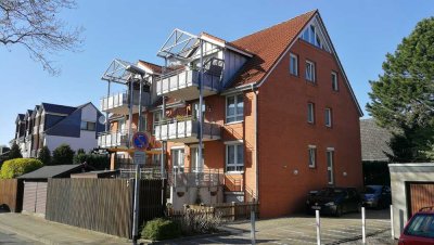 MISBURG-Nord: Moderne 3-Zimmer Wohnung mit sonnigem Balkon und Kfz-Stellplatz