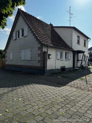 Einfamilienhaus mit 591m² Grundstück u. zusätzl. Bebauungsmöglichkeit in ruhiger Lage von Rödermark