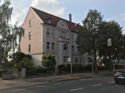 lichtdurchflutete Dachgeschosswohnung mit sichtbarem Fachwerk