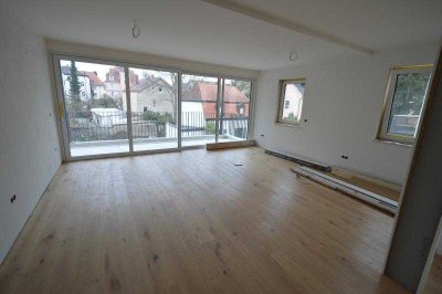 Neubau! 3-Zi.-HP-Whg. (ca. 93 m²) mit ca. 12 m² Balkon am südöstlichen Altstadtrand von...Rgbg.