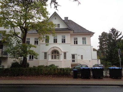 Schöne Villa mit modernisierten, stilvollen Wohnungen