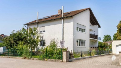 Voll vermietetes Mehrfamilienhaus mit 3 WE's, neuen EBK`s und Außenpool in Marklkofen