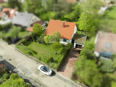 Charmantes Einfamilienhaus mit großzügigem Garten