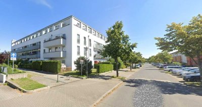 Helle und gemütliche 2-Zimmer Wohnung mit Loggia und Einbauküche in Bernau bei Berlin