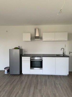 Neuwertige 2-Raum-Wohnung mit Balkon und Einbauküche in Hanau