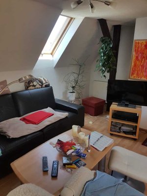 Kleine, gepflegte 3-Zimmer-Dachgeschosswohnung in Neu-Ulm/Burlafingen