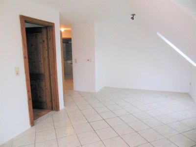 STARTERWOHNUNG mit 44 m² *Dachgeschoss *aktuell vermietet