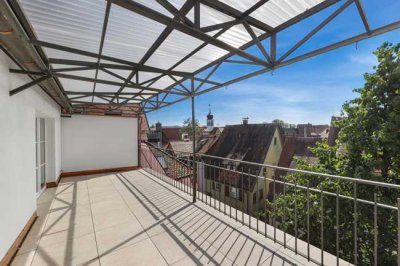 Helle 4-Zimmerwohnung, mit Dachterrasse, neuer Einbauküche im Herzen der Altstadt von Wangen!