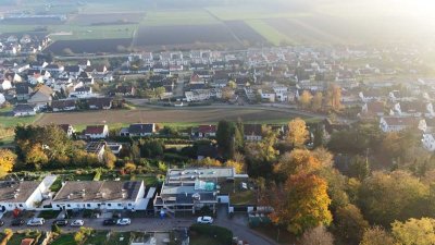 Split Level | hohe Decken | Alpenblick | 4-Zimmer-Wohnung in Oberelchingen