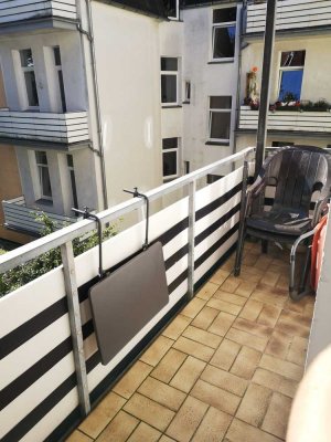 Altbauwohnung - 3 ZKB mit Balkon