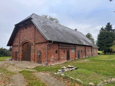 Denkmalgeschütztes Bauernhaus in  Dorfrandlage