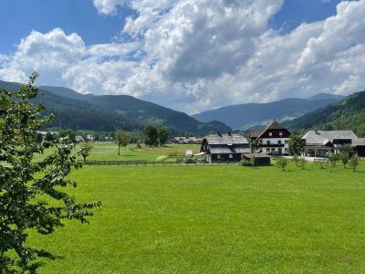 Gepflegte 4-Zimmer Wohnung mit viel Potenzial und eigener Garage