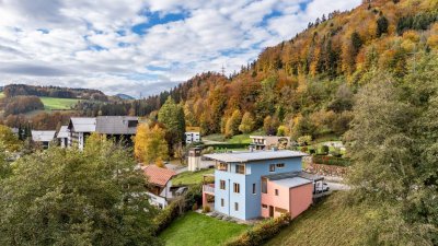 Liebevolles Haus mit Seeblick in Altmünster im schönen Salzkammergut