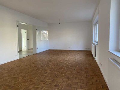 Moderne Erdgeschosswohnung mit separatem Büro am Stadtpark in Gütersloh