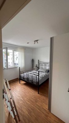 Exklusive 2-Zimmer-Wohnung mit Balkon und EBK in Herxheim bei Landau/Pfalz