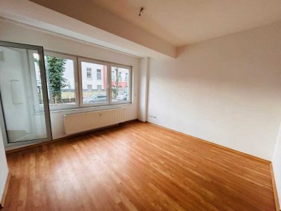 "Senioren unter sich"  1,5 Zimmer Wohnung mit Balkon in Seniorenanlage zu vermieten