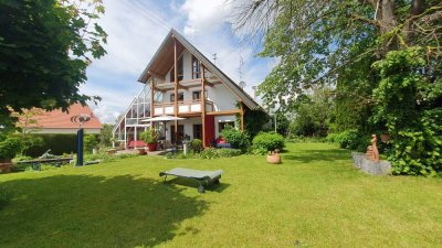 Repräsentatives, gepflegtes Einfamilienhaus Im Landhausstil, mit geh. Ausstattung in Weißenhorn