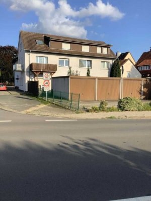 Mehrfamilienhaus in guter Lage mit soliden Mieteinnahmen