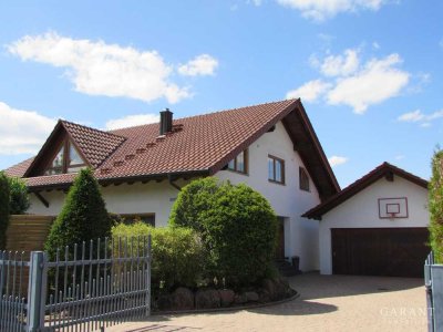 Exklusives Einfamilienhaus. Ruhe, Komfort und Stil vereint!