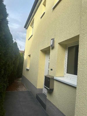 Günstiges, saniertes 5-Raum-Einfamilienhaus in Lenningen-Unterlennigen