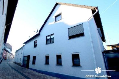 BERK Immobilien - gemütliches Ein- bis Zweifamilienhaus in Mainnähe von Stockstadt