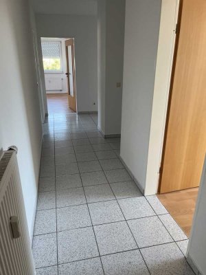 großzügige 3-Zimmerwohnung (WBS erforderlich!)