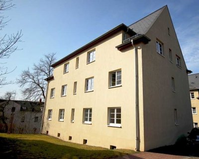 **helle 2-Raum-Wohnung im Stadtteil Reusa**