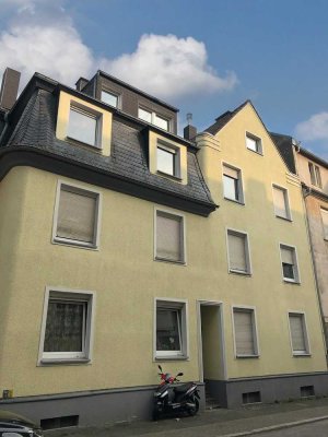 Sanierte 2 Zimmer-Whg mit Balkon