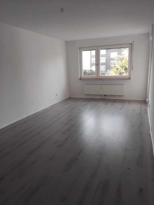 2 Zimmer Wohnung mit Balkon in Duisburg zu vermieten! WBS erforderlich!