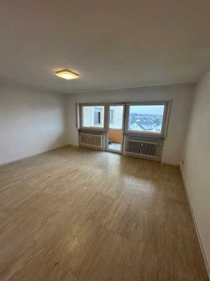 Kapitalanlage oder Eigennutzung!!  1-Zimmerwohnung mit ca. 46 qm, Balkon und TG-Stellplatz