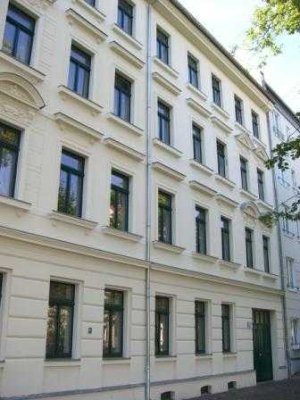 Ruhige 2-R-Wohnung mit Einbauküche und Balkon *WE 11