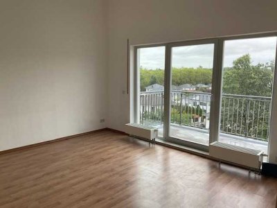 *** Freundliche  3 Zimmerwohnung im Grünen ***