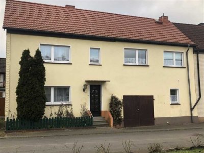 Doppelhaushälfte mit Einliegerwohnung und kleinem Grundstück