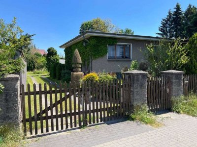 DEUTSCHMANN IMMOBILIEN ***** ivd - Einfamilienhaus mit Vollkeller u. weiteres Bauland in Bernau!